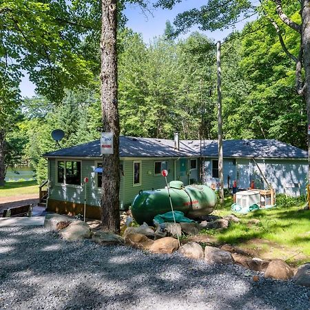 Cottage Binx Bracebridge Exterior photo