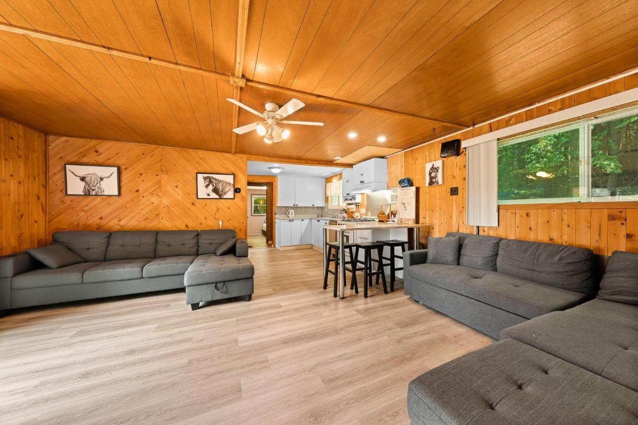 Cottage Binx Bracebridge Exterior photo